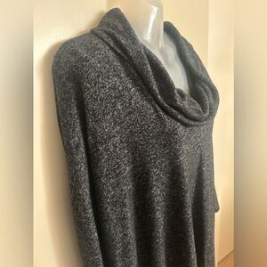 Express Black and White Cowl Neck Tunic​​​​